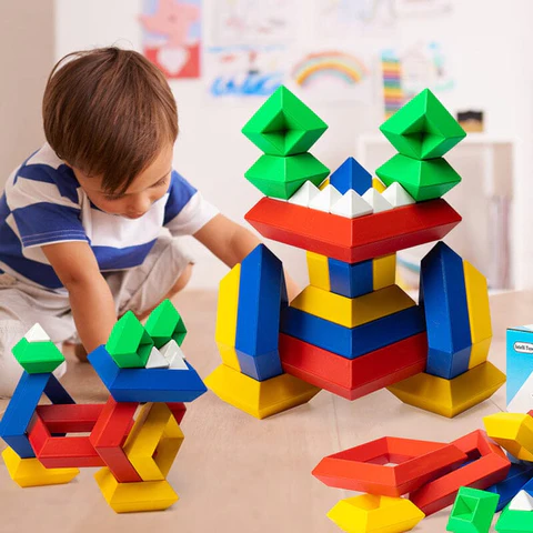 Brinquedo de Construir Piramides 3D